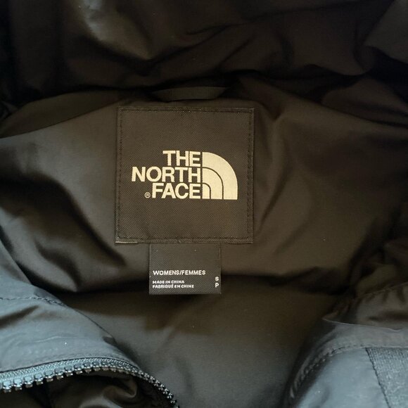 Women's North Face Coat - Picture 2 of 2